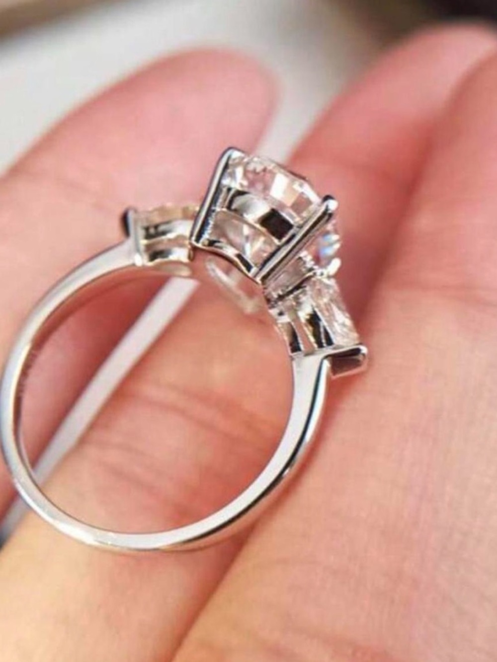 Silver ring - Picture 4 of 4